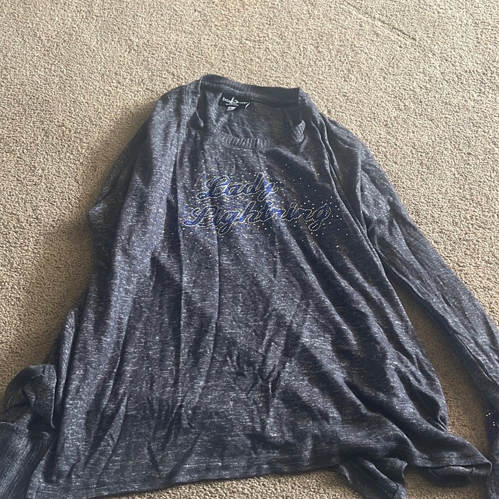 Lady lighting top
